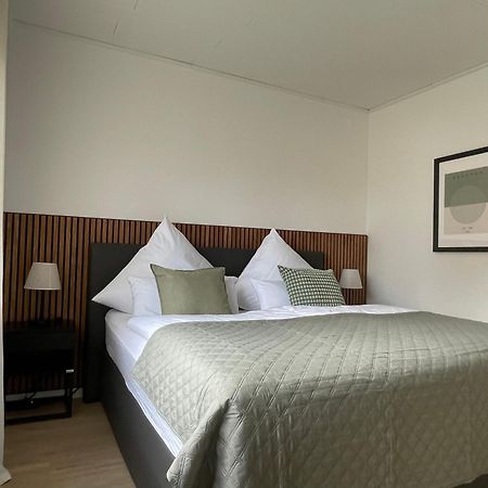 Heel Wat Besuenners Apartment Krummhorn Bagian luar foto